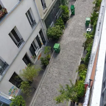 2 Pieces Dans Impasse Fleurie Apartment Paris