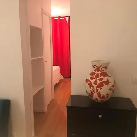 2 Pieces Dans Impasse Fleurie Apartment Paris